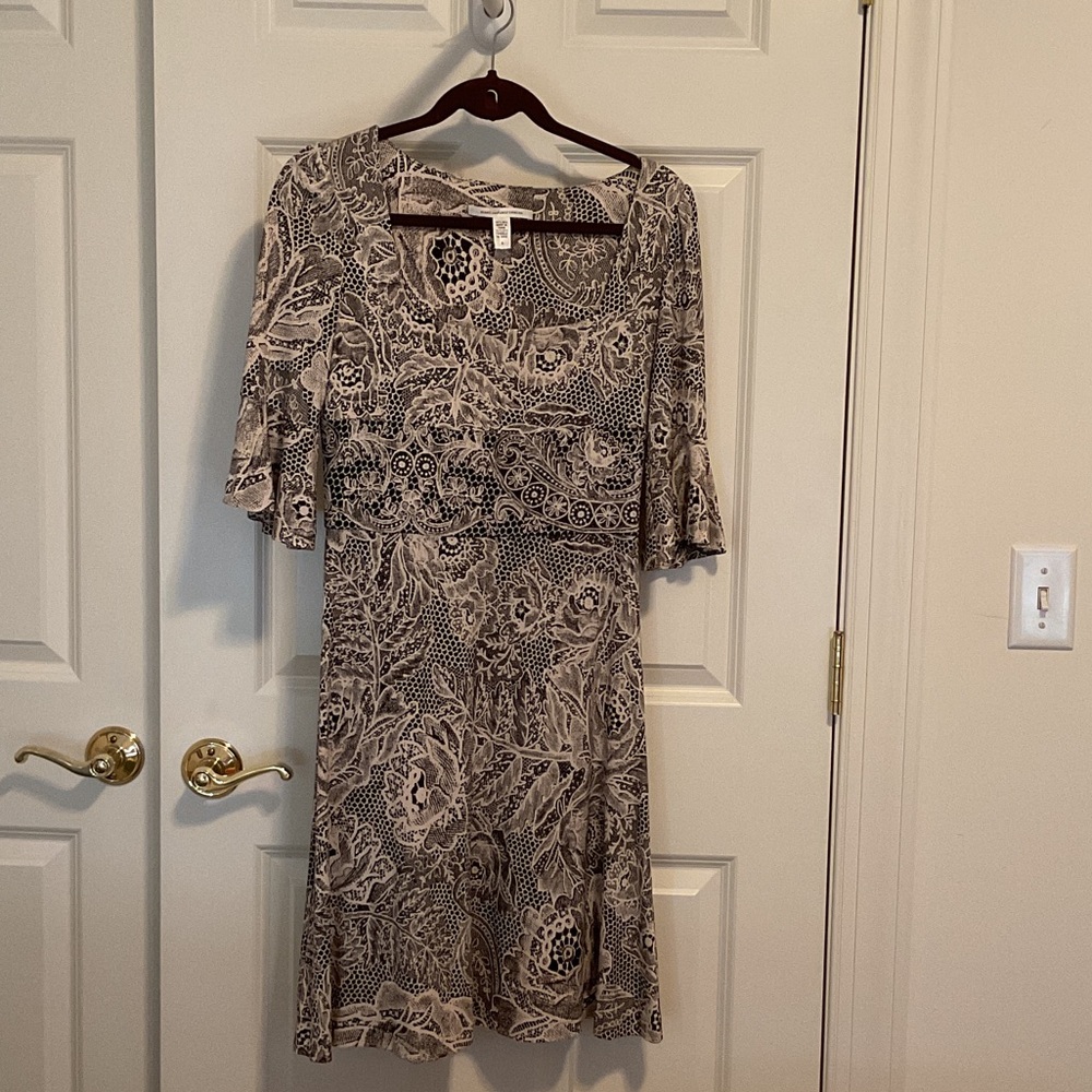 Diane Von Furstenberg Black and Cream Floral Midi Dress